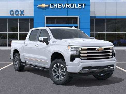 New 2026 Chevrolet Silverado 1500 High Country w/ Technology Package AWD/4WD image 7