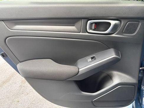 Used 2025 Honda Civic Sport image 19