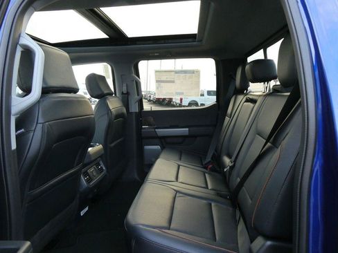 New 2026 Ford F250 Lariat w/ Black Appearance Package AWD/4WD image 15
