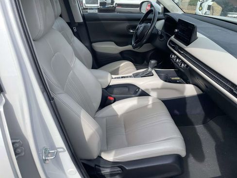 Used 2023 Honda HR-V EX-L image 48