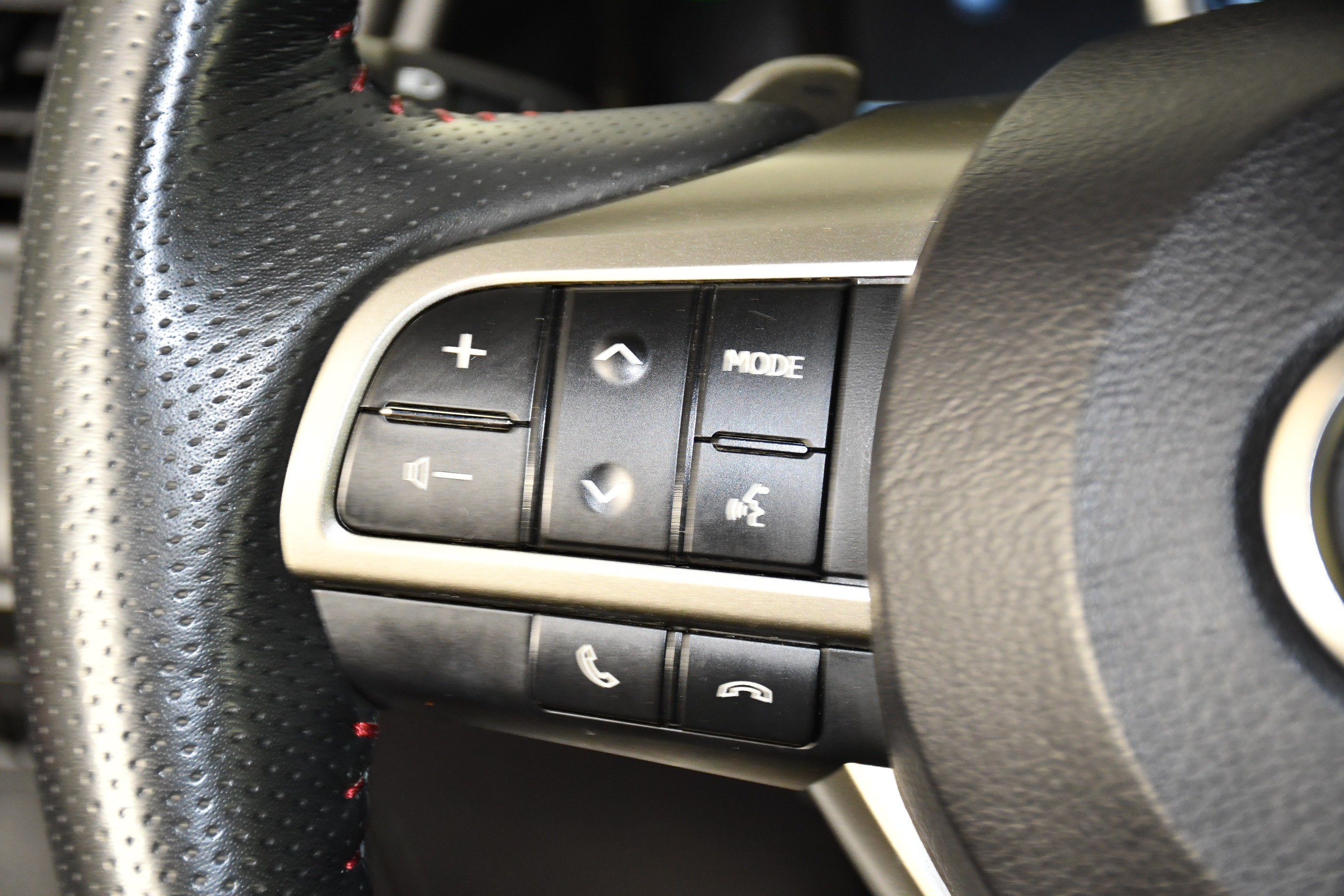 Used 2022 Lexus RX 350 F Sport w/ Accessory Package AWD/4WD image 20