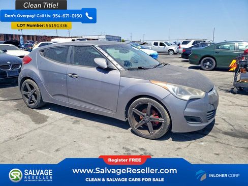 Used 2014 Hyundai Veloster FWD image 5