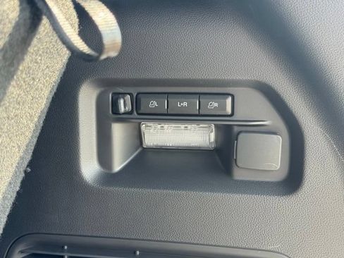 New 2026 Ford Explorer Tremor w/ Tremor Ultimate Package AWD/4WD image 36