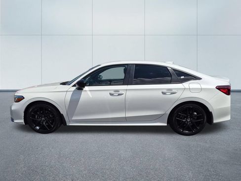 Used 2025 Honda Civic Sport image 3