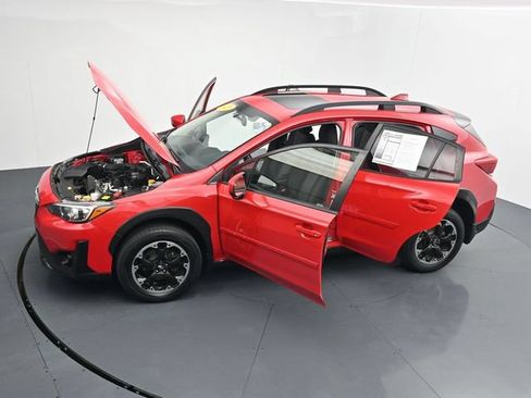 Used 2021 Subaru Crosstrek 2.0i Premium w/ Moonroof Package AWD/4WD image 37