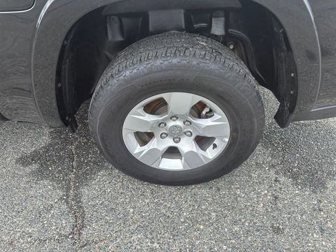 Used 2025 RAM 1500 Big Horn image 16