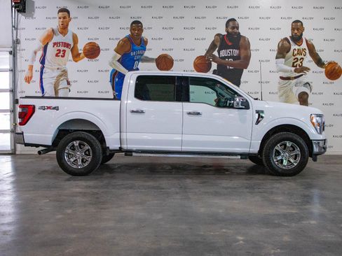 Used 2023 Ford F150 Lariat w/ Trailer Tow Package AWD/4WD image 18