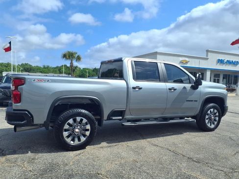 Used 2024 Chevrolet Silverado 2500 Custom w/ Custom Value Package AWD/4WD image 21