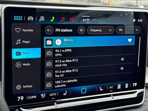 New 2026 Volkswagen Tiguan SE image 17