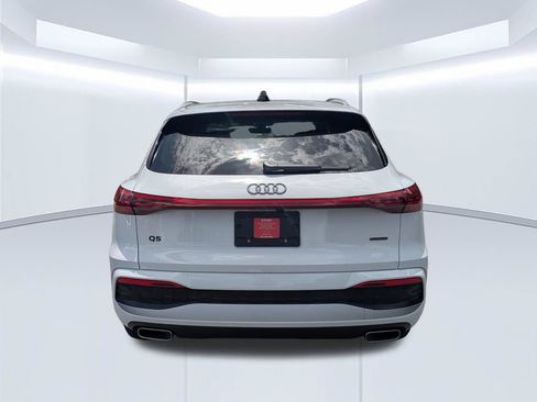 Used 2025 Audi Q5 Premium Plus w/ Premium Plus AWD/4WD image 4