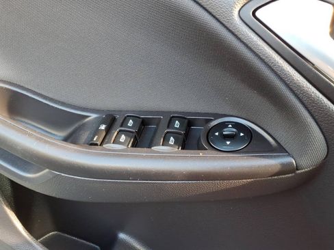 Used 2015 Ford Focus SE w/ SE Ecoboost Package FWD image 29