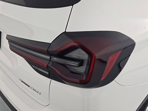 Certified 2023 BMW X3 xDrive30i w/ Convenience Package image 9