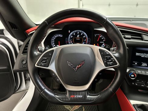 Used 2015 Chevrolet Corvette Z06 w/ 2LZ Preferred Equipment Group image 22