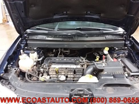 Used 2017 Dodge Journey SE w/ Flexible Seating Group image 9