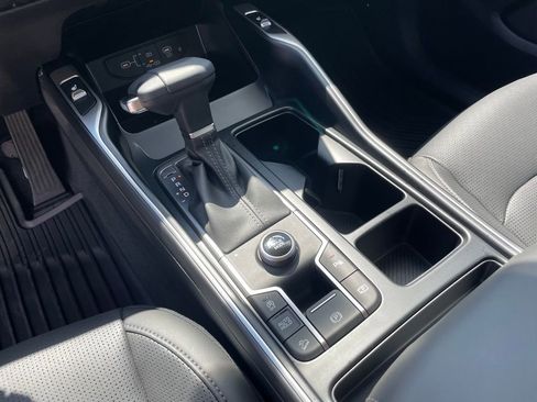 New 2026 Kia Sorento EX w/ EX Premium Package FWD image 18