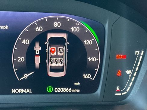 Certified 2024 Honda Accord Sport image 21