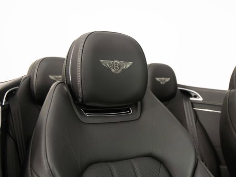 Used 2020 Bentley Continental GT AWD/4WD image 26