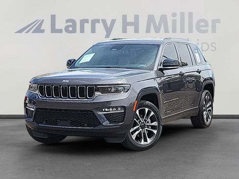 Used 2023 Jeep Grand Cherokee Limited w/ Luxury Tech Group II AWD/4WD image 1