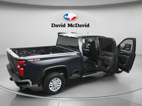 Used 2024 Chevrolet Silverado 2500 LTZ image 47