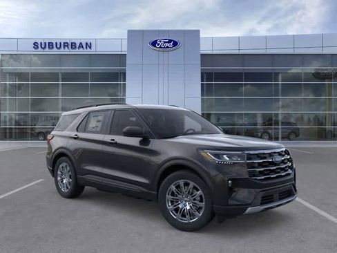 New 2026 Ford Explorer Active w/ Active Comfort Package image 7
