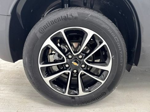 Used 2025 Chevrolet TrailBlazer LT AWD/4WD image 31