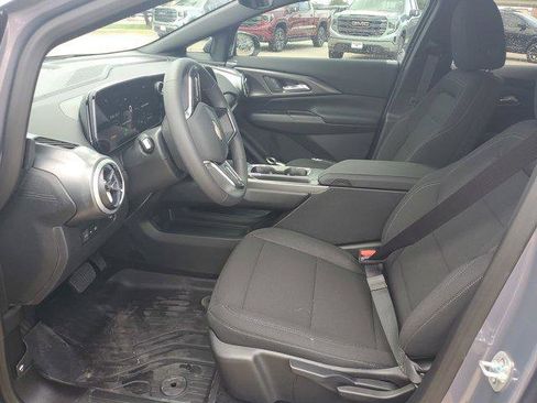 New 2026 Chevrolet Equinox EV LT image 17