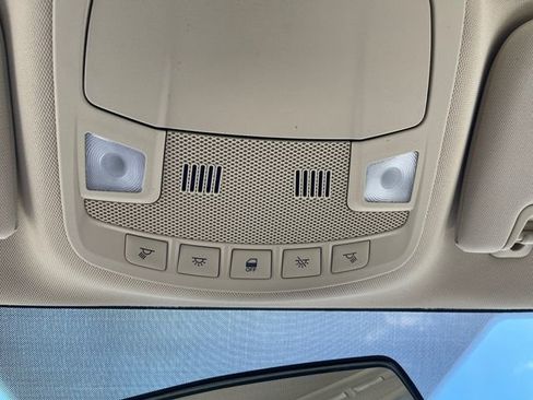 Used 2016 Ford Fusion SE FWD image 19