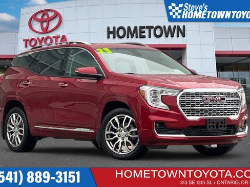 Used 2023 GMC Terrain Denali w/ LPO, Floor Liner Package image 1
