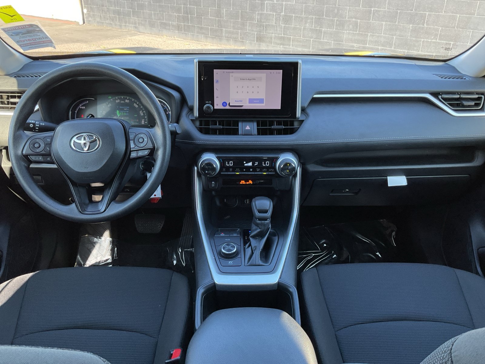 Used 2025 Toyota RAV4 LE AWD/4WD image 15