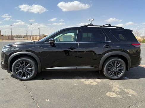 New 2026 Nissan Pathfinder SL w/ SL Premium Package FWD image 3