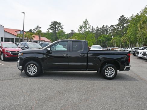 Used 2020 Chevrolet Silverado 1500 LT RWD image 2
