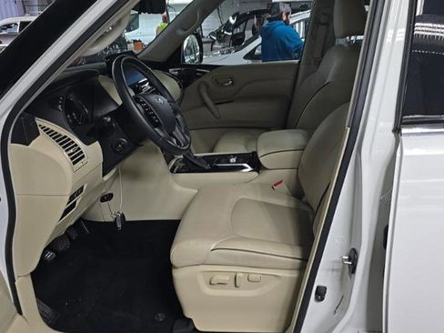 Certified 2024 INFINITI QX80 Luxe w/ Cargo Package AWD/4WD image 9