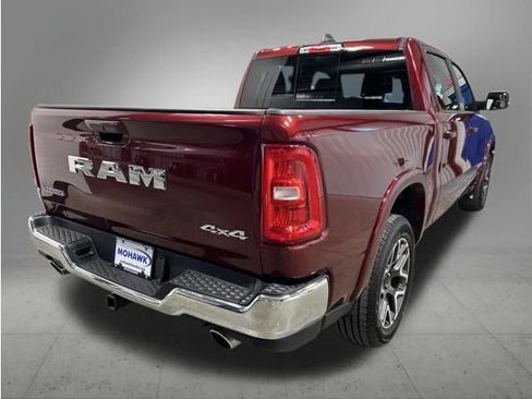 Used 2025 RAM 1500 Laramie AWD/4WD image 5