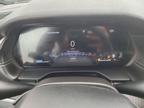 Certified 2024 Jeep Grand Cherokee L Altitude image 30