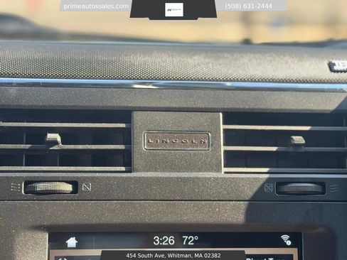 Used 2016 Lincoln Navigator L Select image 27