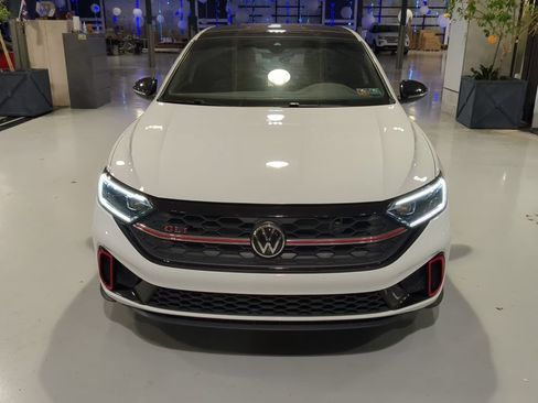 Used 2024 Volkswagen Jetta GLI Autobahn w/ GLI Black Package FWD image 3