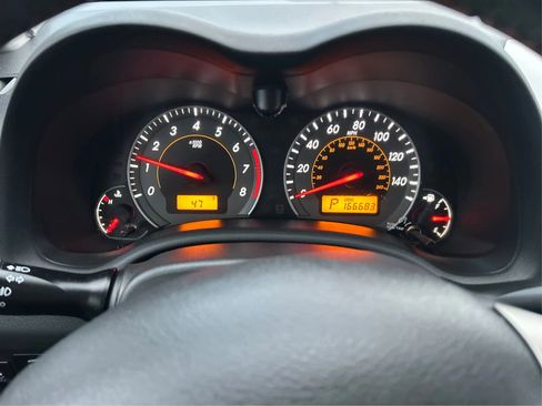 Used 2010 Toyota Corolla S image 16