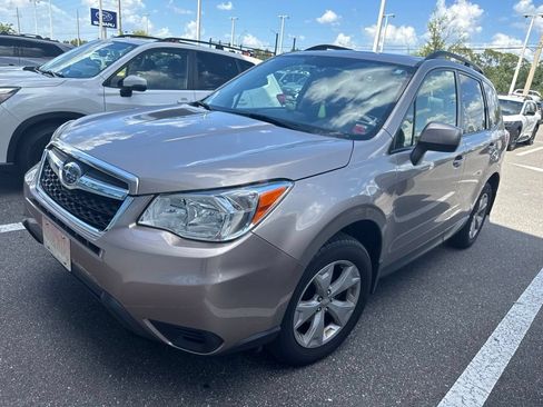Used 2016 Subaru Forester 2.5i Premium w/ All-Weather Package AWD/4WD image 1