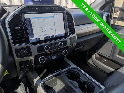 Certified 2022 Ford F250 Lariat w/ Tremor Off-Road Package image 32