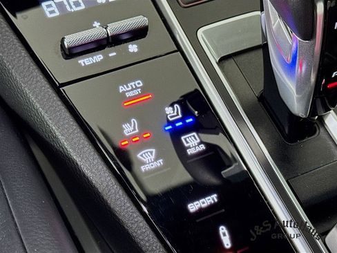 Used 2021 Porsche Cayenne S image 26