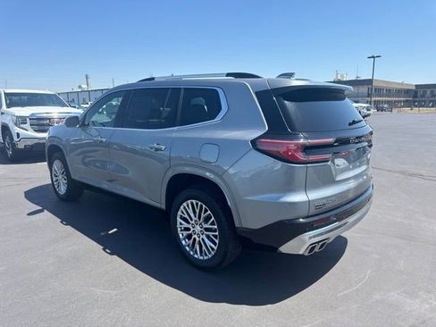 Used 2024 GMC Acadia Denali FWD image 7