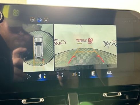 New 2026 Chevrolet Equinox ACTIV w/ Convenience Package III image 17