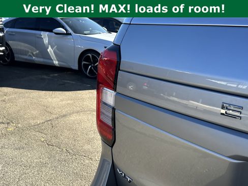 Used 2023 Ford Expedition Max XLT image 20