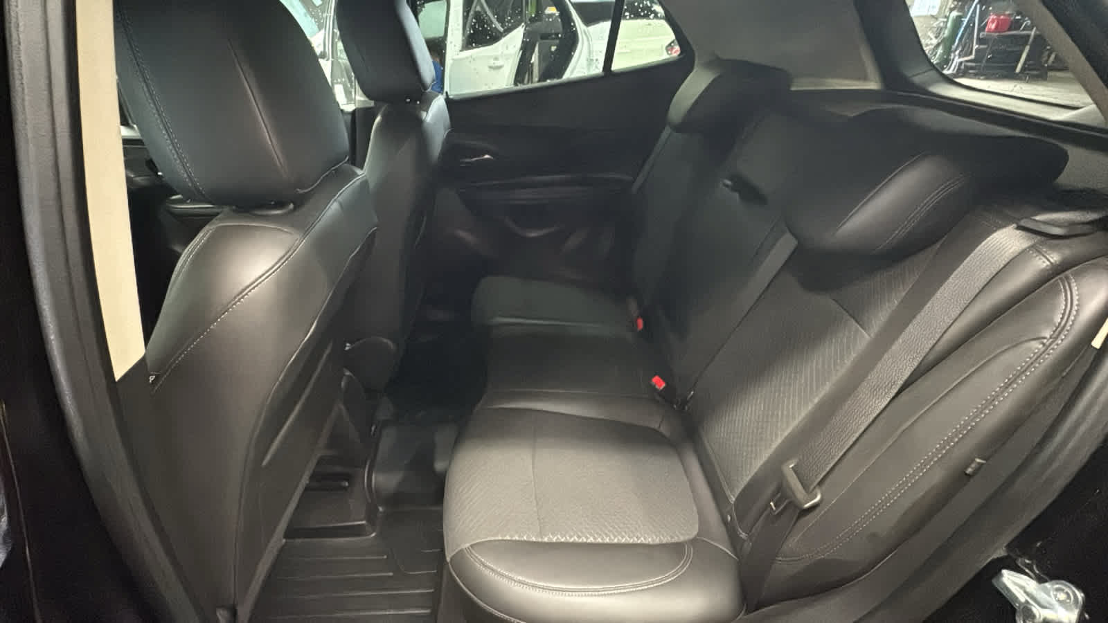 Certified 2022 Buick Encore Preferred w/ Safety Package AWD/4WD image 25