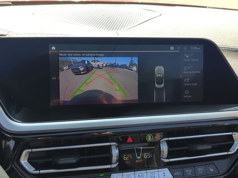 Certified 2024 BMW Z4 M40i w/ Premium Package image 25