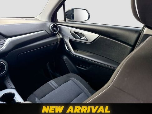 Used 2023 Chevrolet Blazer LT w/ Midnight/Sport Edition image 21