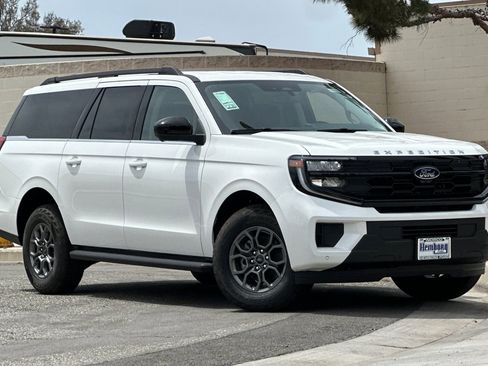 New 2026 Ford Expedition Max Active RWD image 2