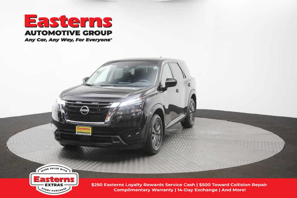 Used 2024 Nissan Pathfinder S AWD/4WD image 52