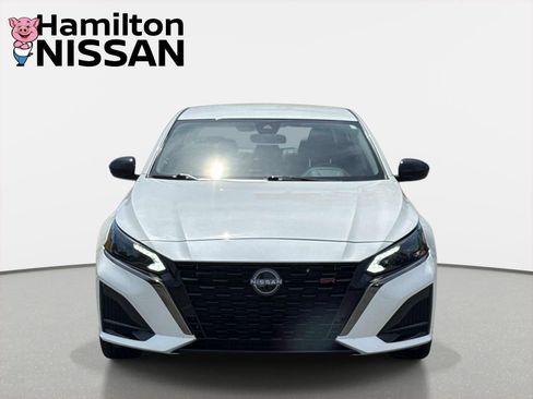 Used 2024 Nissan Altima 2.5 SR AWD/4WD image 6