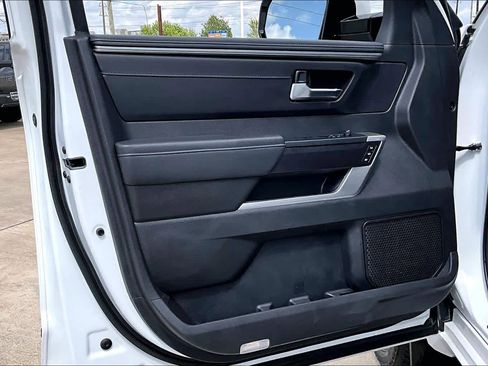 Certified 2025 Toyota Tundra Platinum image 22